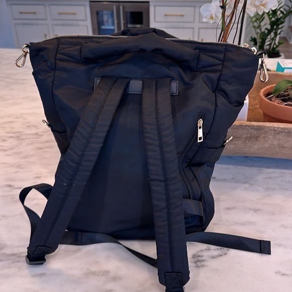 Backpack - Picture 3 of 5